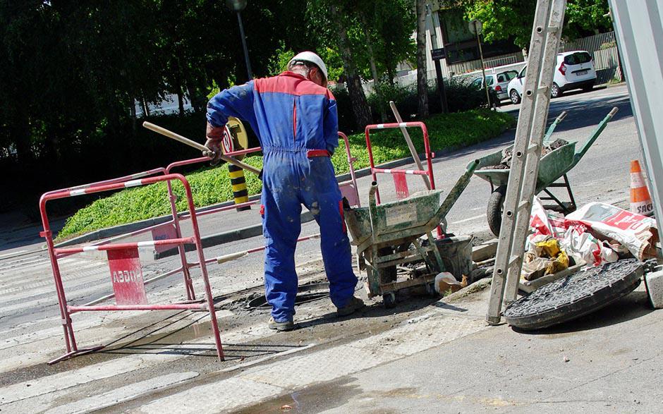comment déboucher des wc Paris